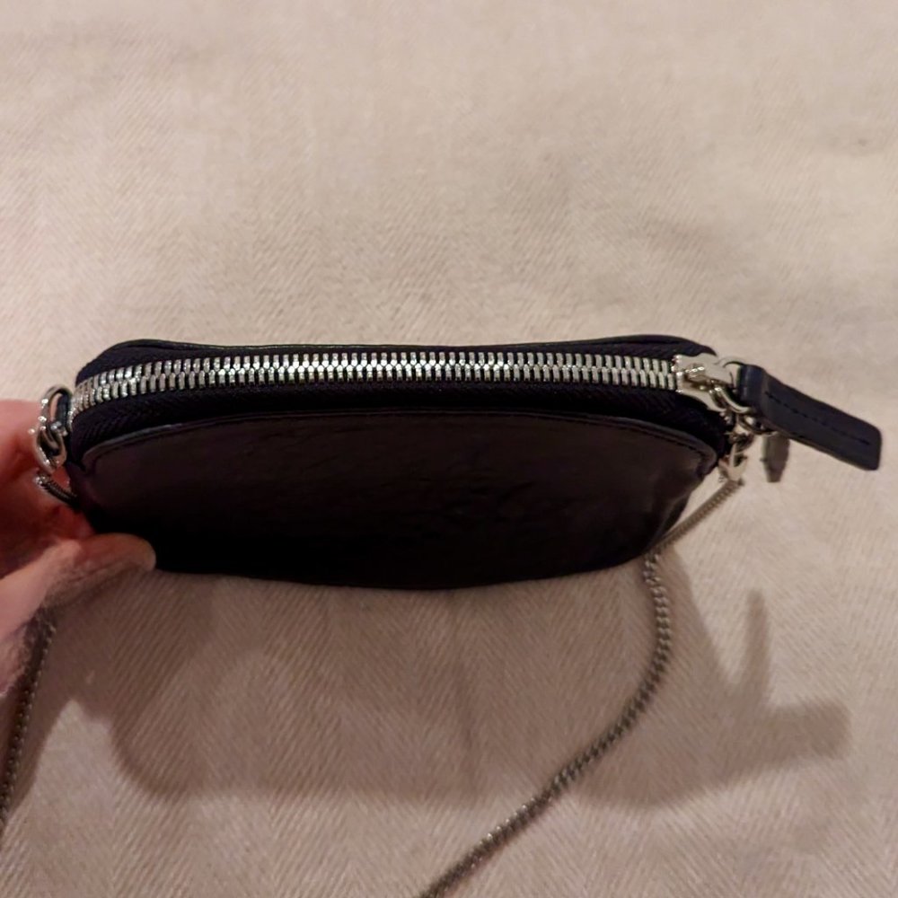 NWOT Crossbody Leather Purse With Chain Strap & Dust Bag (Korean Brand) - Picture 5 of 16